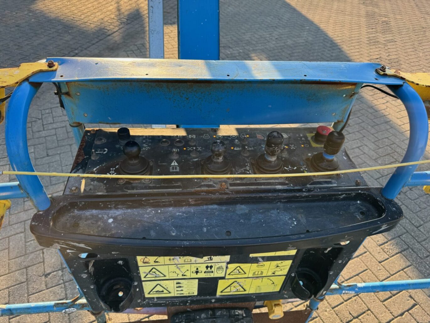 C853EC0D 880E 4244 8AC9 FA2743187D64